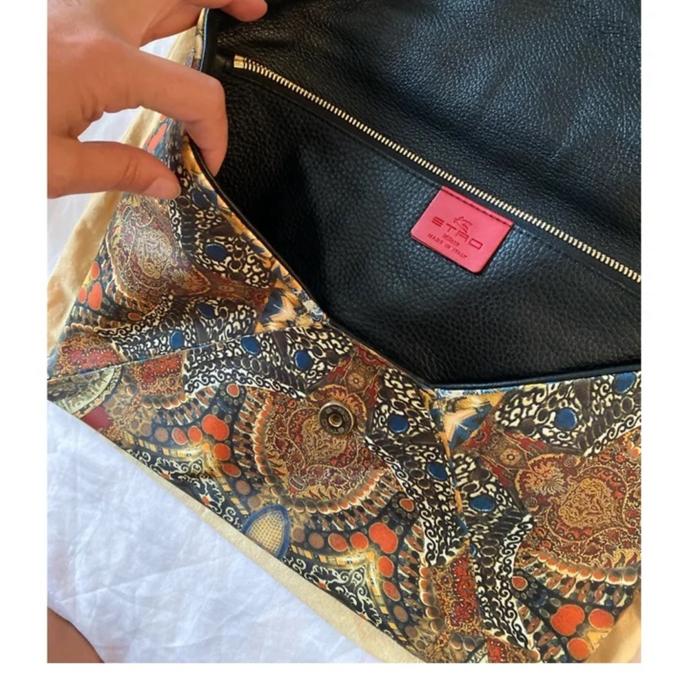 Etro Printer Leather Pouch - Pristine Condition - image 5